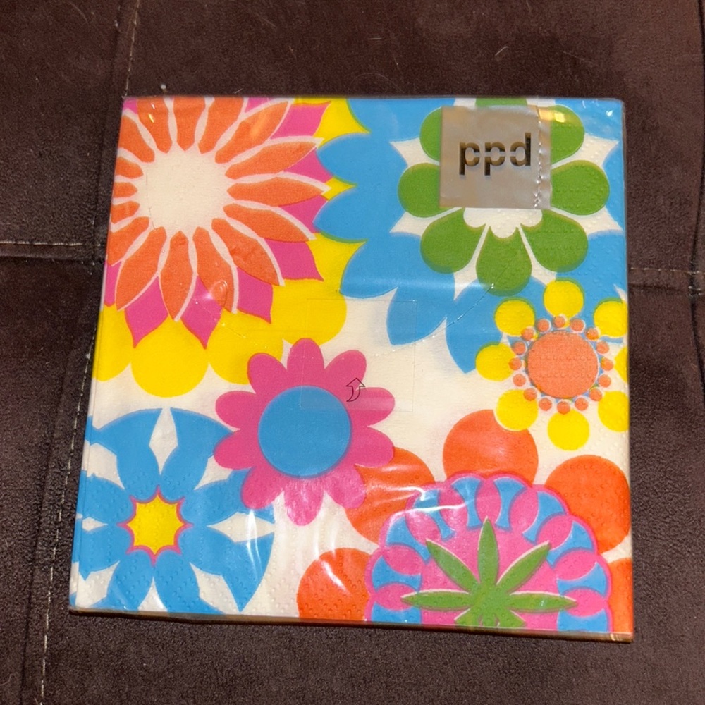 2 pkgs Trig Pop White Lunch Napkins